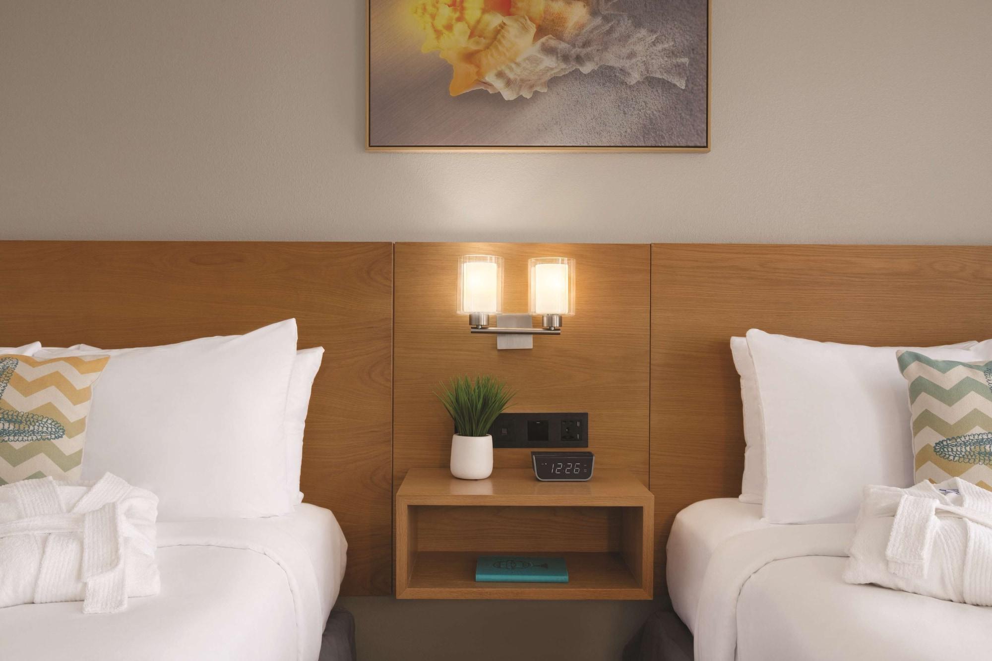 Radisson Beachfront Hotel - Панама-Сити Экстерьер фото