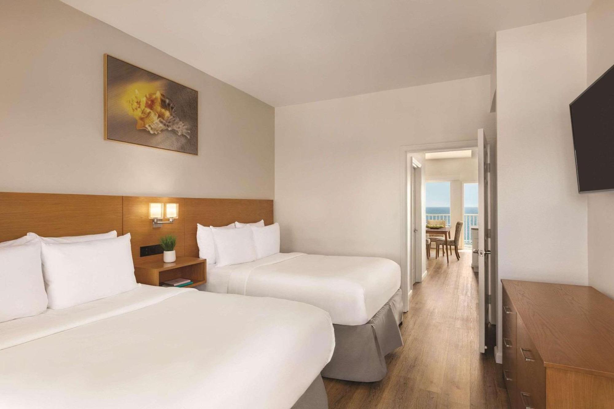 Radisson Beachfront Hotel - Панама-Сити Экстерьер фото